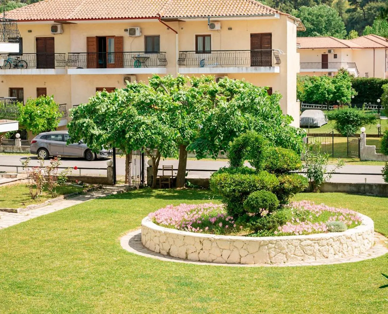 Narciso, Elegant Living Apartment Siviri Greece