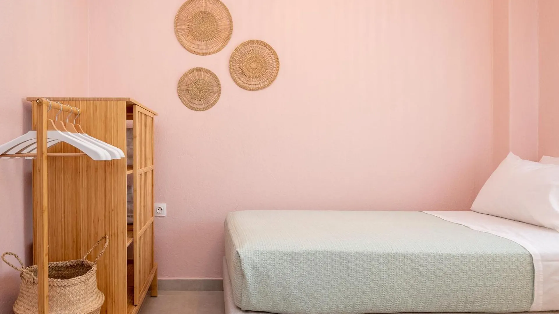 Narciso, Elegant Living Apartment Siviri 0*,  Greece
