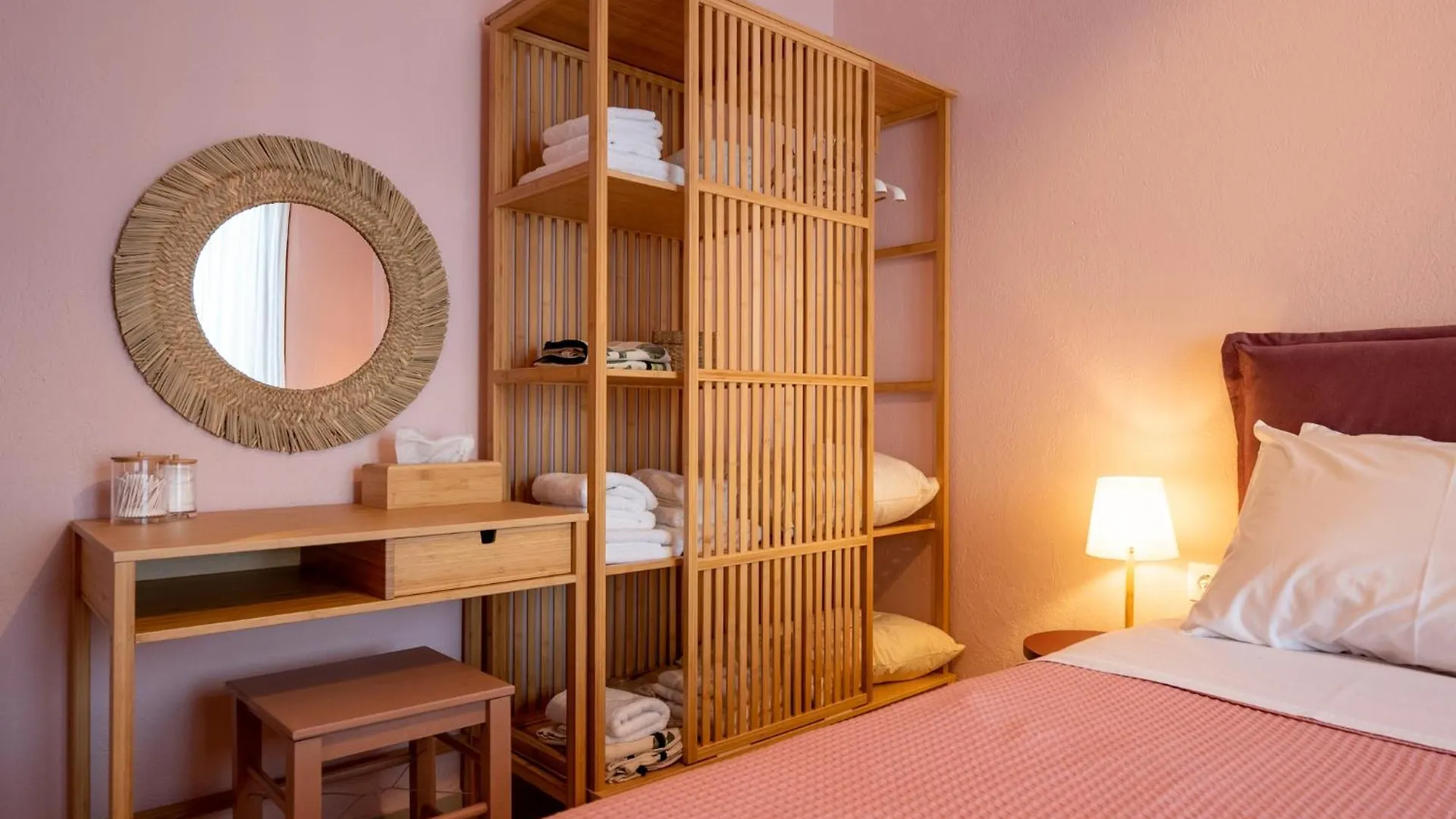 Narciso, Elegant Living Apartment Siviri 0*,