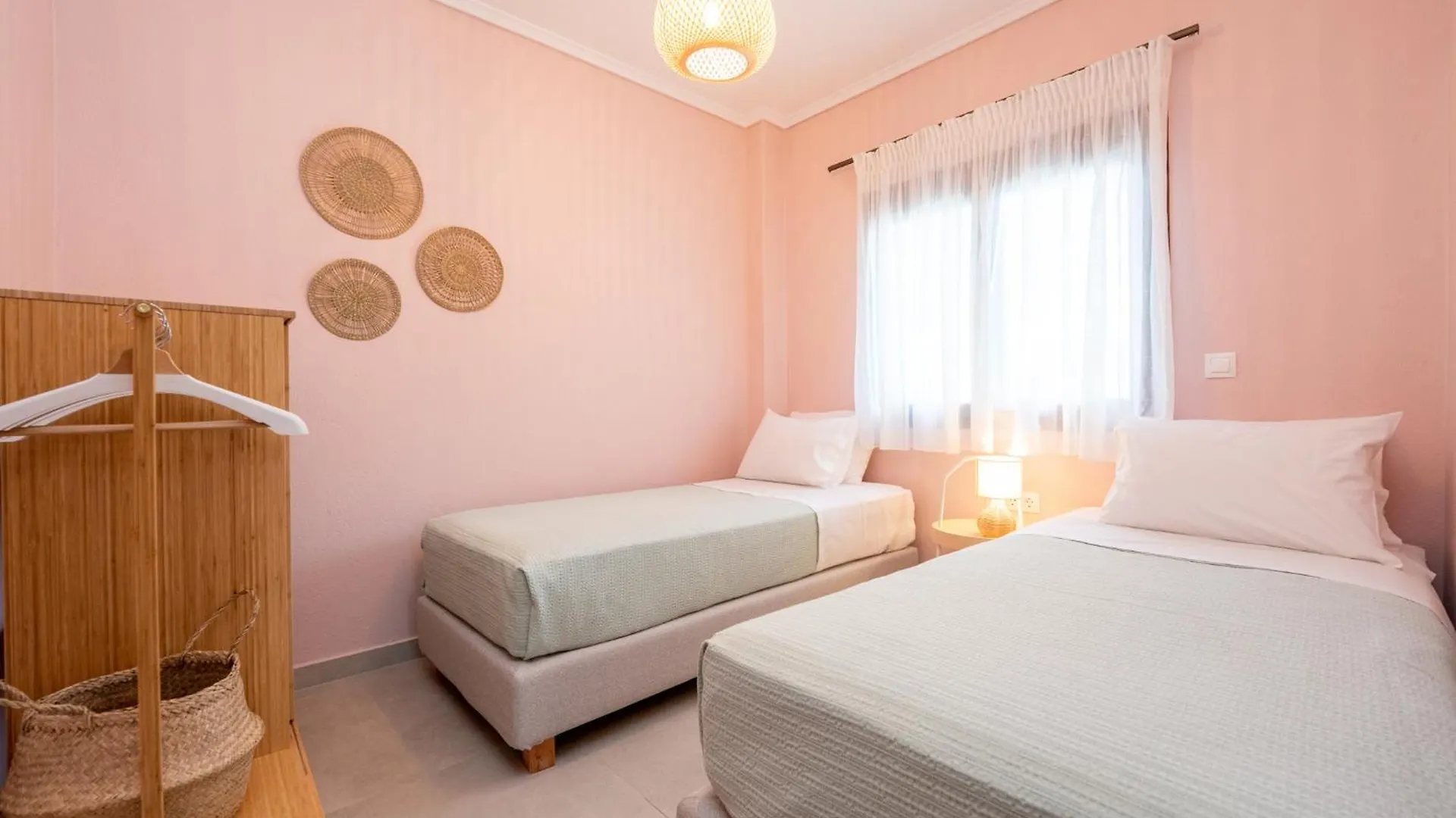 Narciso, Elegant Living Apartment Siviri
