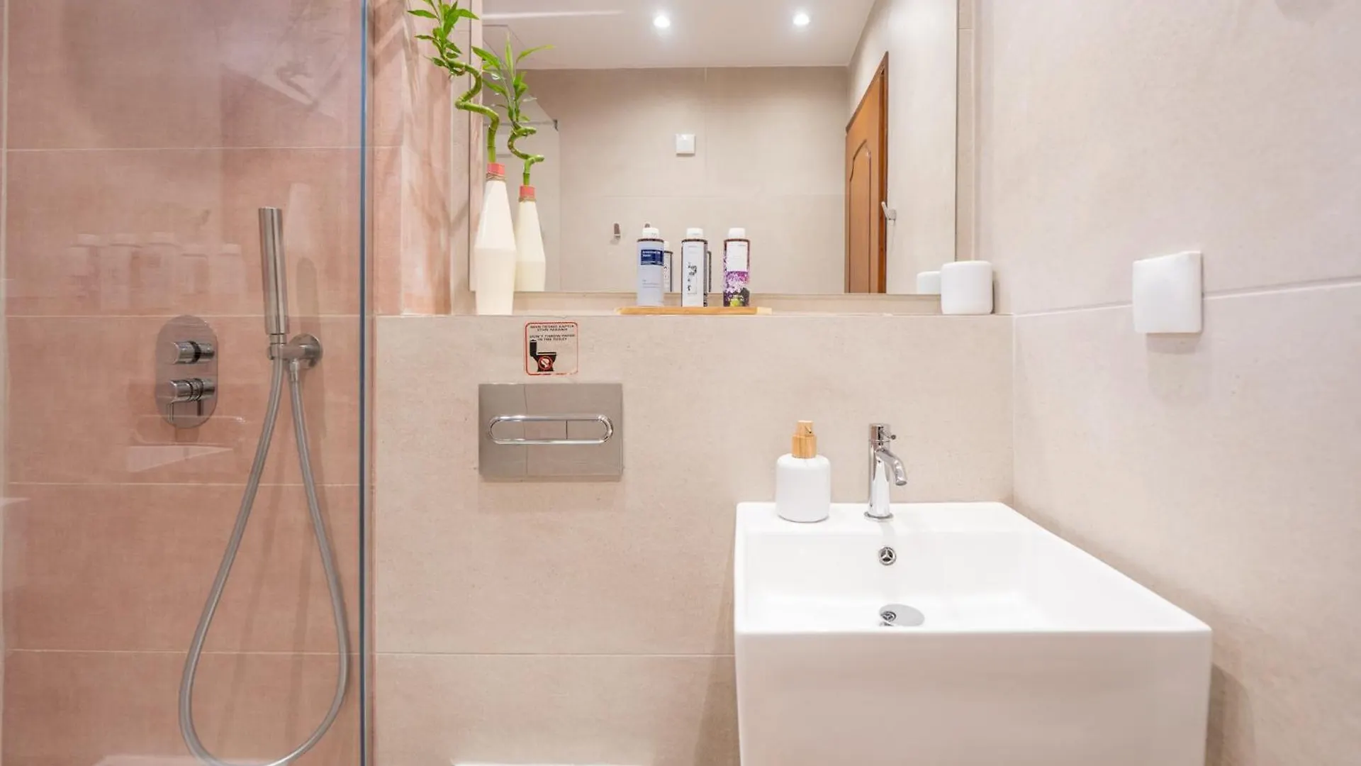 Narciso, Elegant Living Apartment Siviri