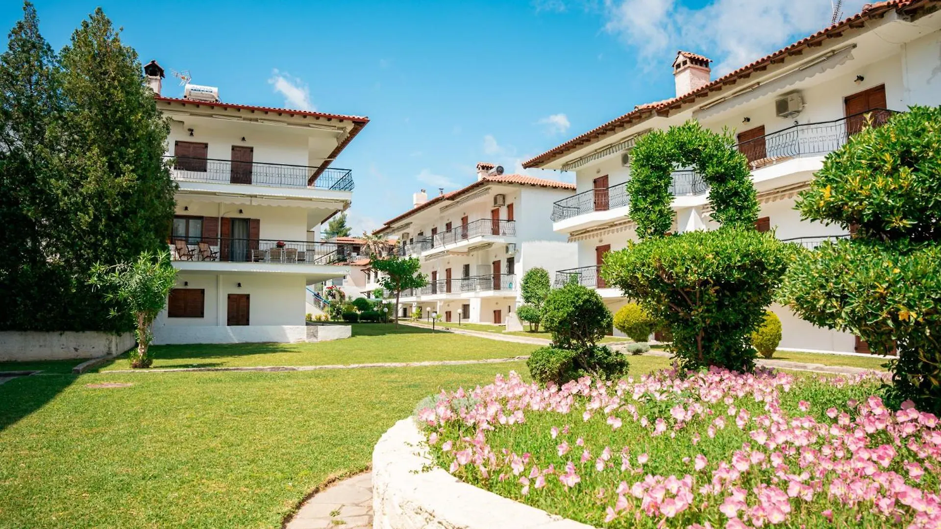 Narciso, Elegant Living Apartment Siviri