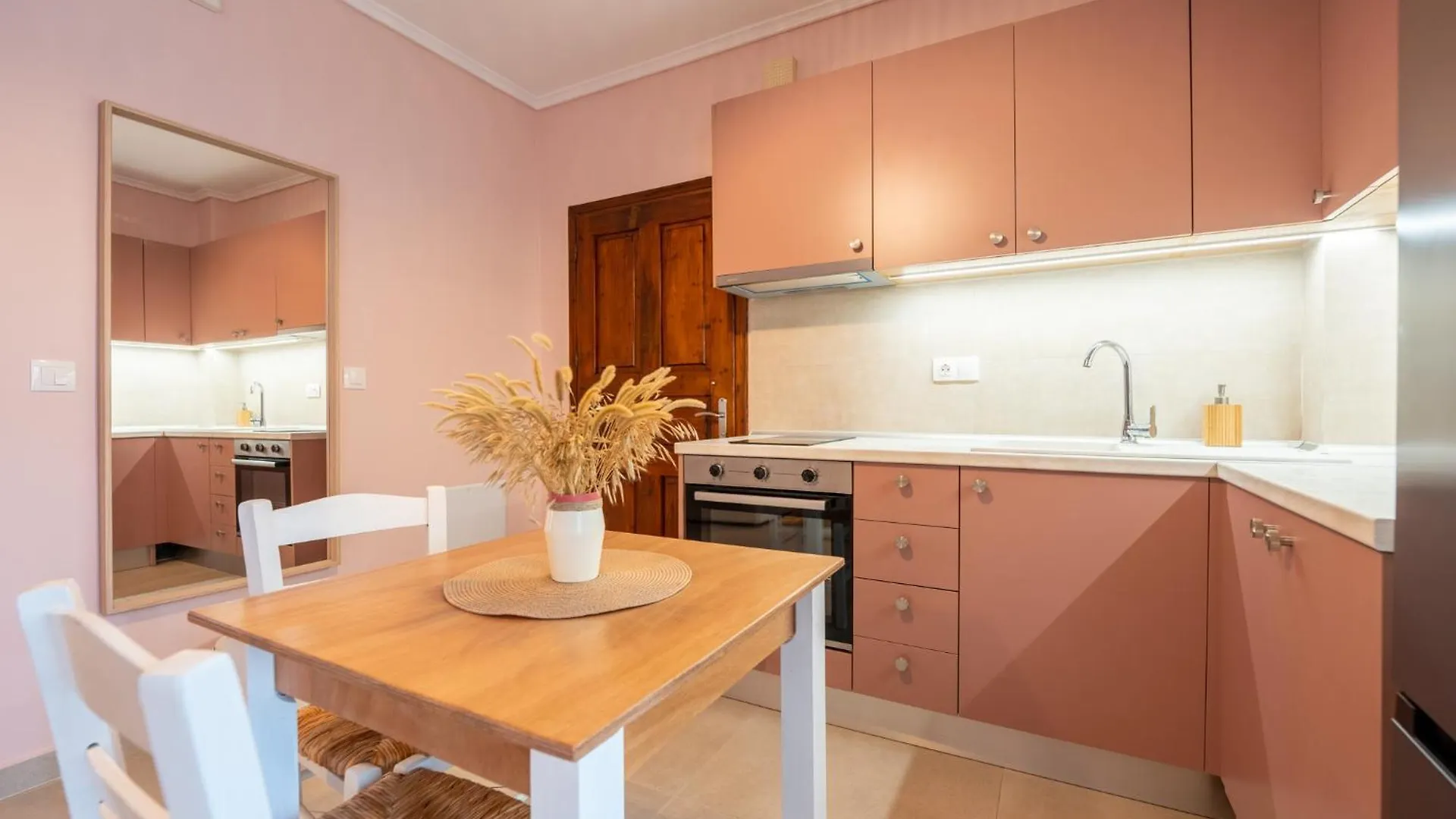 Narciso, Elegant Living Apartment Siviri Greece